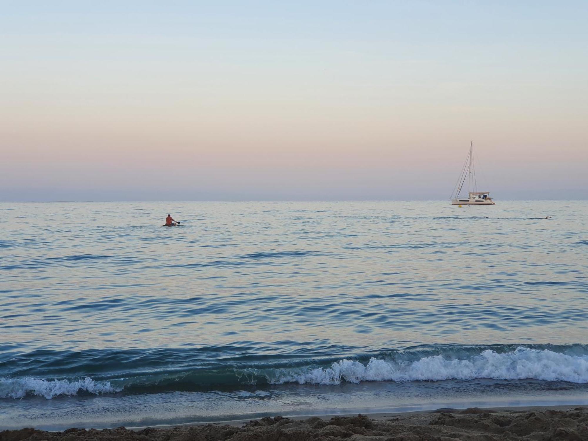 شقة La Carihuela A 150 Metros De La Playa Con Espectaculares Vistas توريمولينوس المظهر الخارجي الصورة